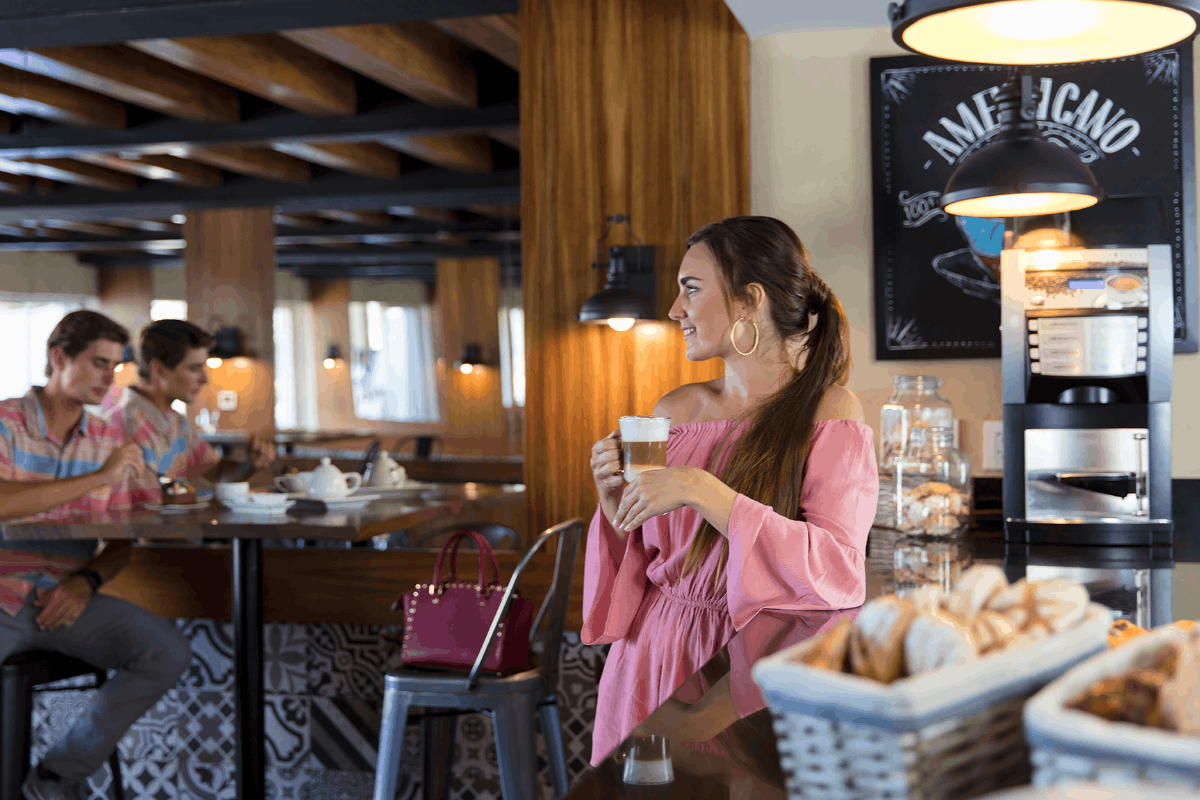 Take a Bite Cafe at Krystal Grand Los Cabos with coffee, pastries and casual seating.