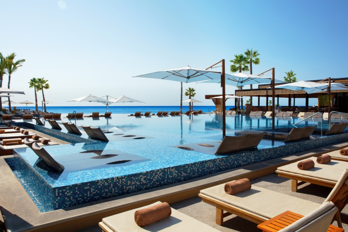 Krystalgrand_loscabos_pool2